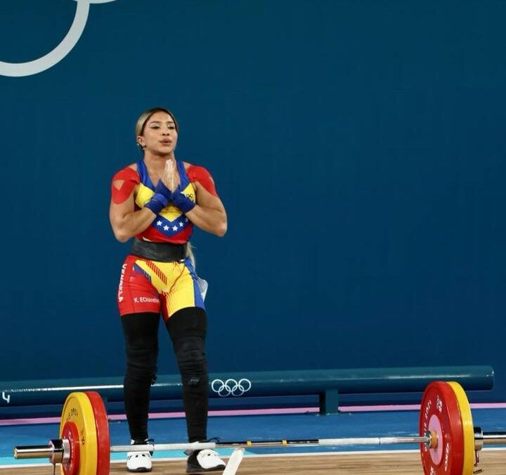 Katherin Echandia novena del mundo en París 2024.