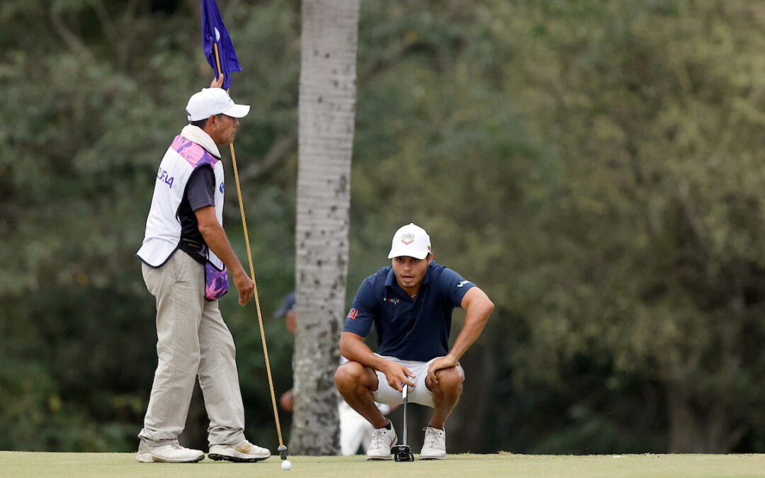 Venezuela entre los punteros en el inicio del golf