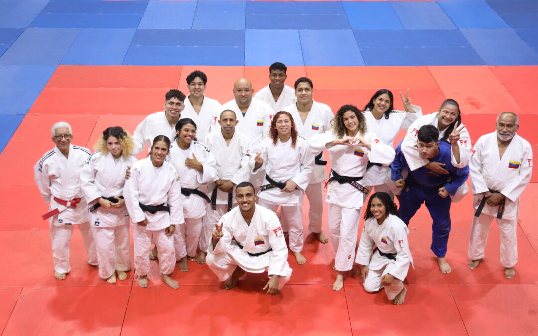 Venezuela a defender título con mezcla de juventud y experiencia