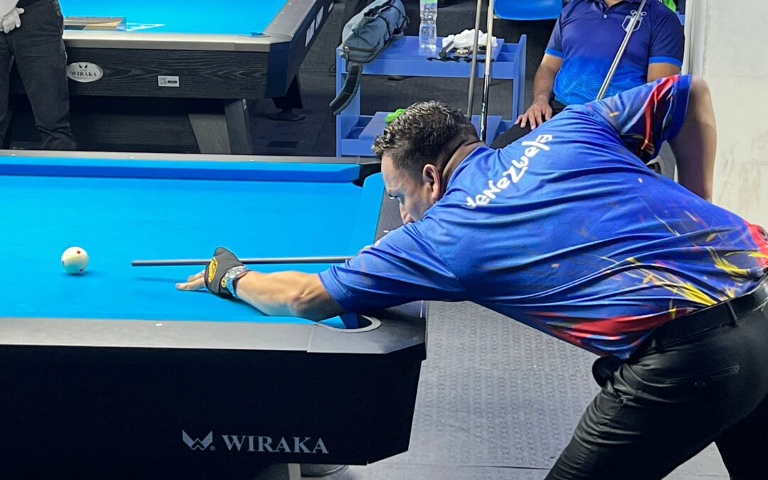 Billar abrió con dos de plata y una de bronce