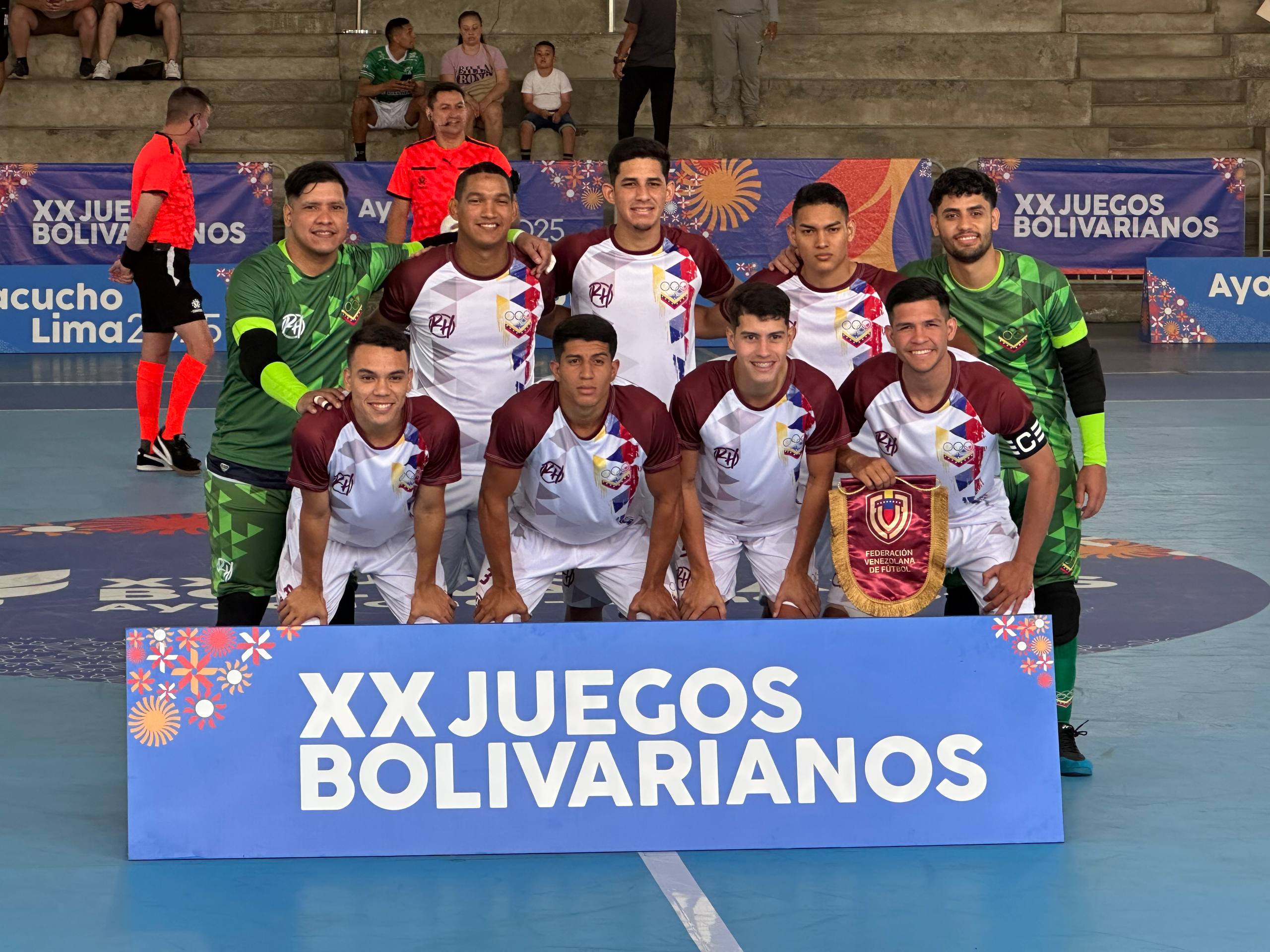 photo_2025-12-01_19-39-43