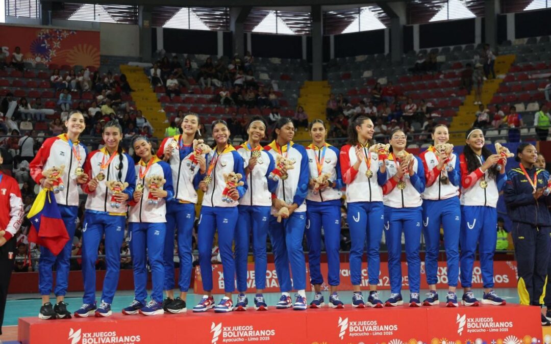 Voleibol femenino se consagró con la de oro