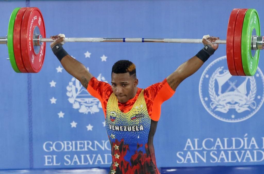 El levantamiento de pesas va a Santo Domingo 2026 con un historial de fuerza